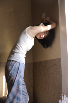 一面亲上边一面膜带揉胸